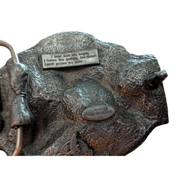 Vintage Siskiyou Western Belt Buckle E-8954 Buffalo Hunting Scene Pewter Made In - Picture 6 of 6
